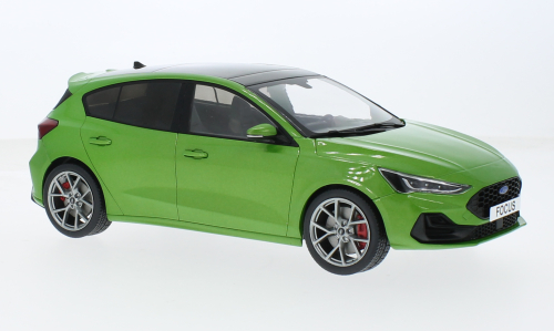 Ford Focus ST 2022 Groen Metallic - 1:18